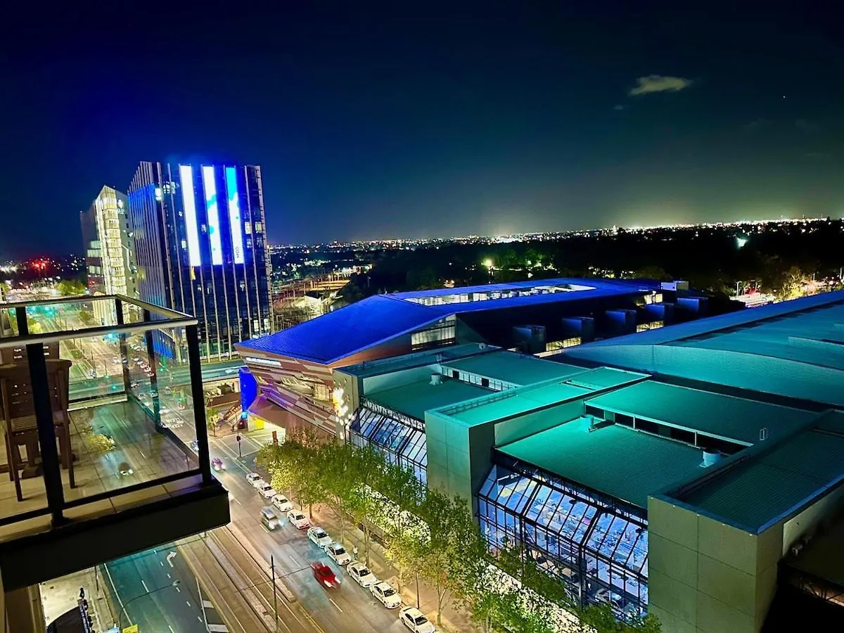 Amazing Views Of North Terrace Lägenhet Adelaide